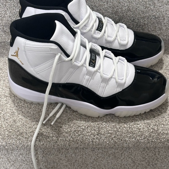 Air Jordan 11 “Gratitude” (2023) - Picture 2 of 6